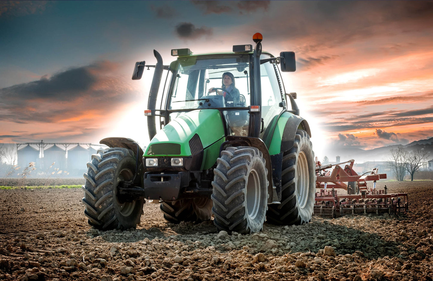 Conduzione di Trattori Agricoli e Forestali (Aula + Pratica 13 ore)